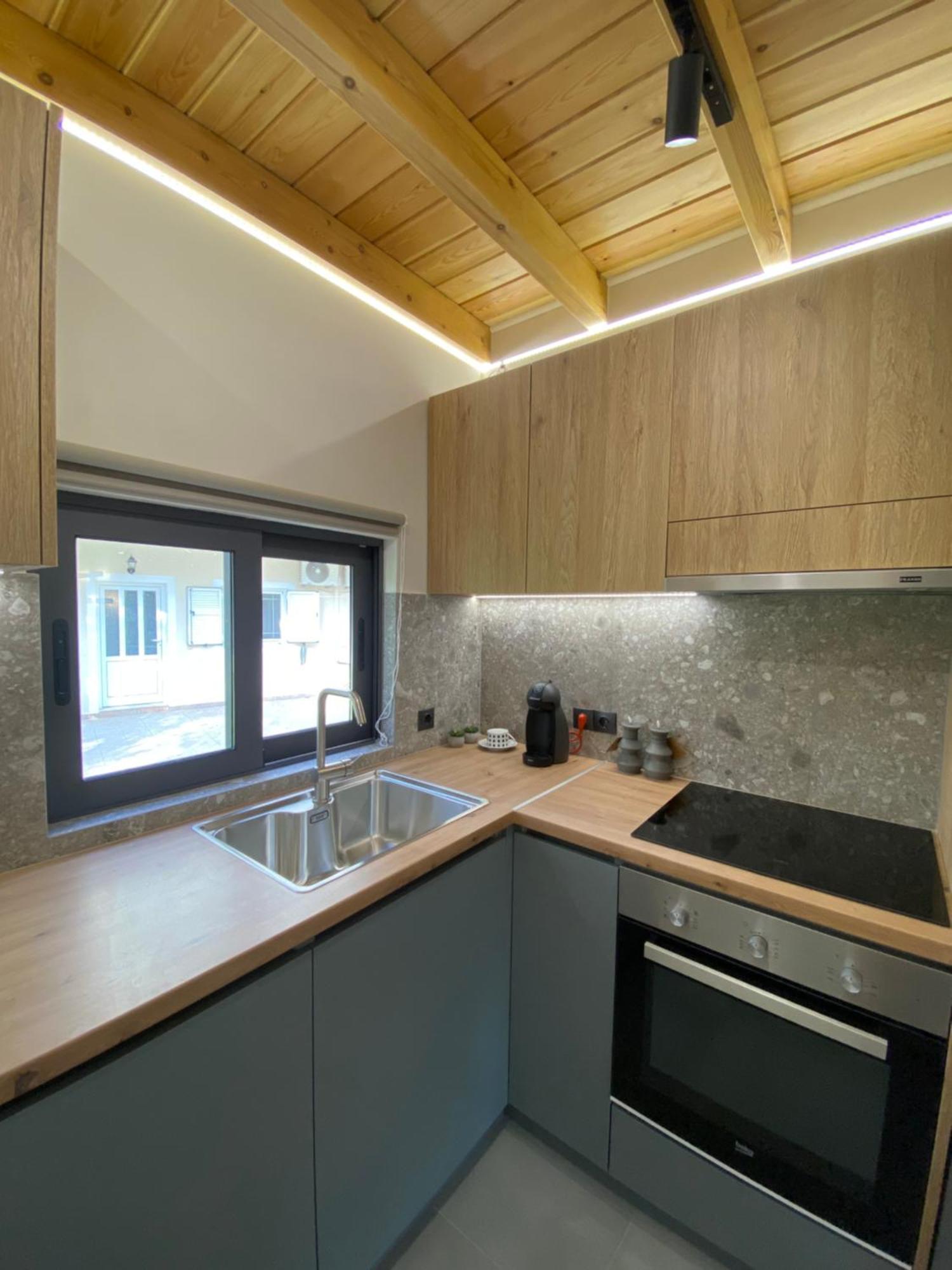Olive Tree Apartments Lefkada City Ruang foto